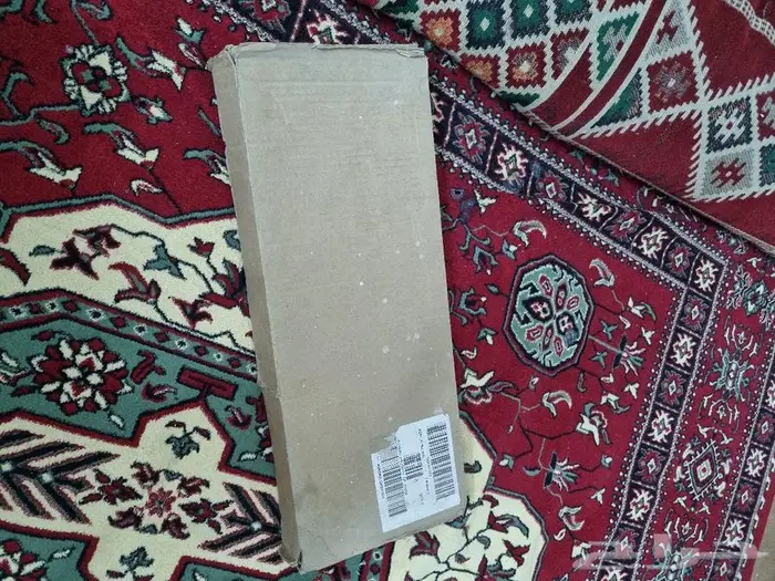 شاشة كمببوتر و2 كيبورد 2