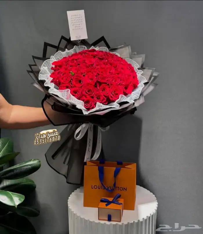 تنسيق هدايا ورد خميس مشيط ابها توصيل ورد هدايا الجنوب 12