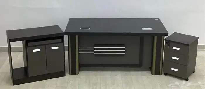 مكاتب كراسي دواليب خشيب دواليب حديد 23