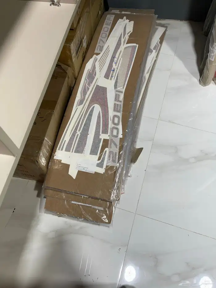 خطوط لاندكروزر وشاص وهيلكس 3