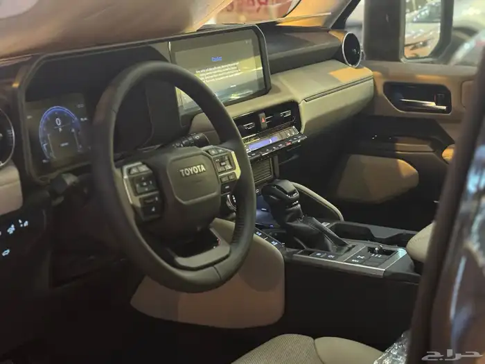 برادو TXL3 بنزين 2025 4