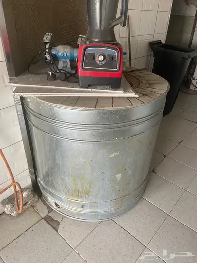 اغراض مطعم بحالة ممتازة للبيع 4