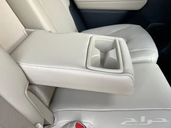 تويوتا هايلاندر 2023 لميتد اقساط فقط 12