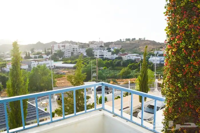 شاليهات واستراحات وفلل منتجع إطلالة الورد 1