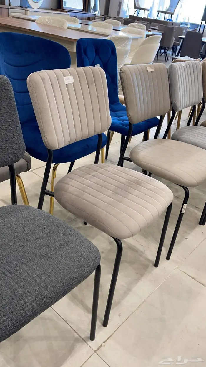 طاولات وكراسي مميزة 56