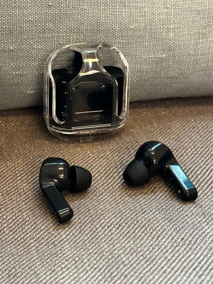 سماعات بلوتوث جديدة مواصفات مميزة ب 100 ريال 1