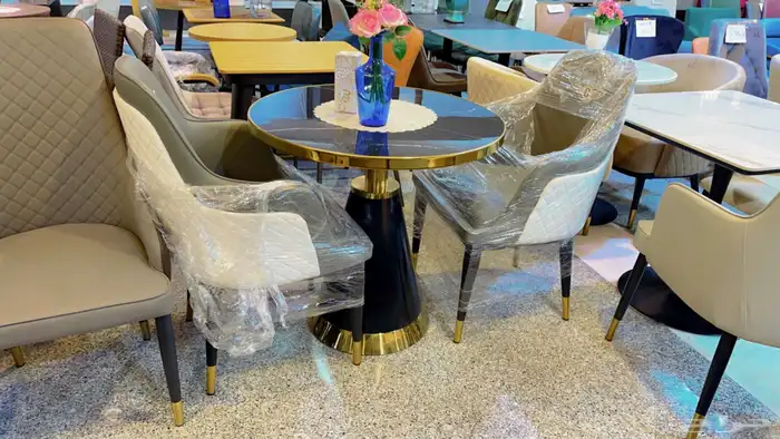 طاولات وكراسي مميزة 53