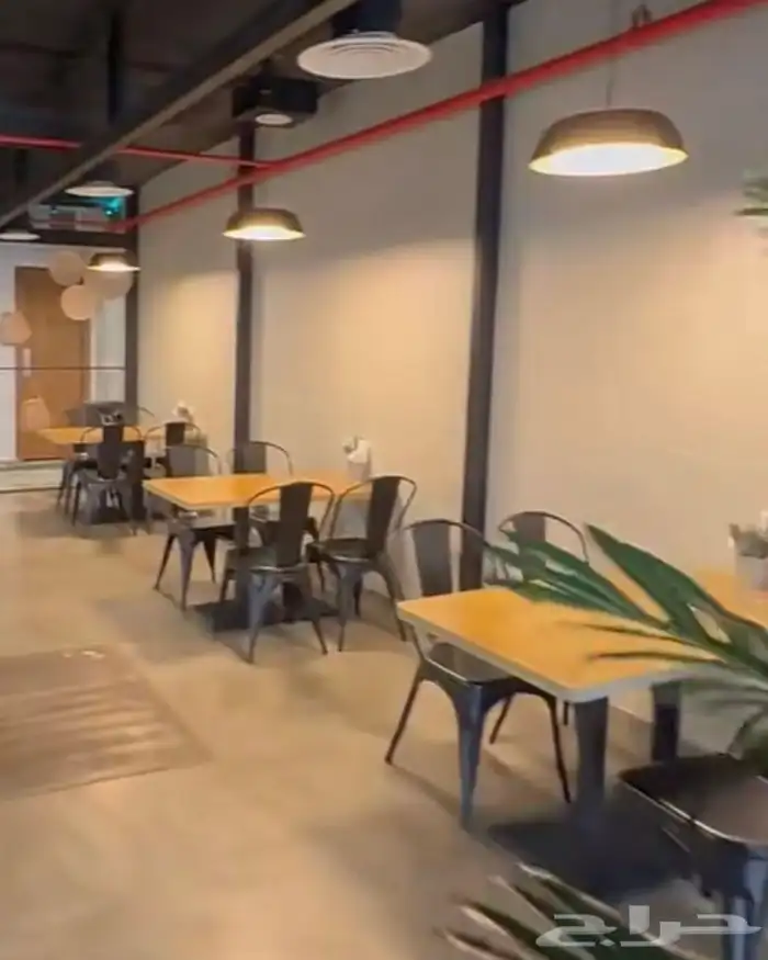 طاولات وكراسي مميزة 4