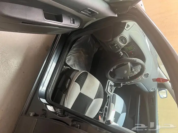 Focus 2007 Standard 6500 sar 1