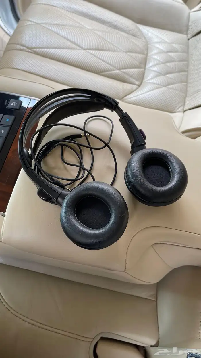 جيب لكزس بلاك اديشن LX570 2019 46