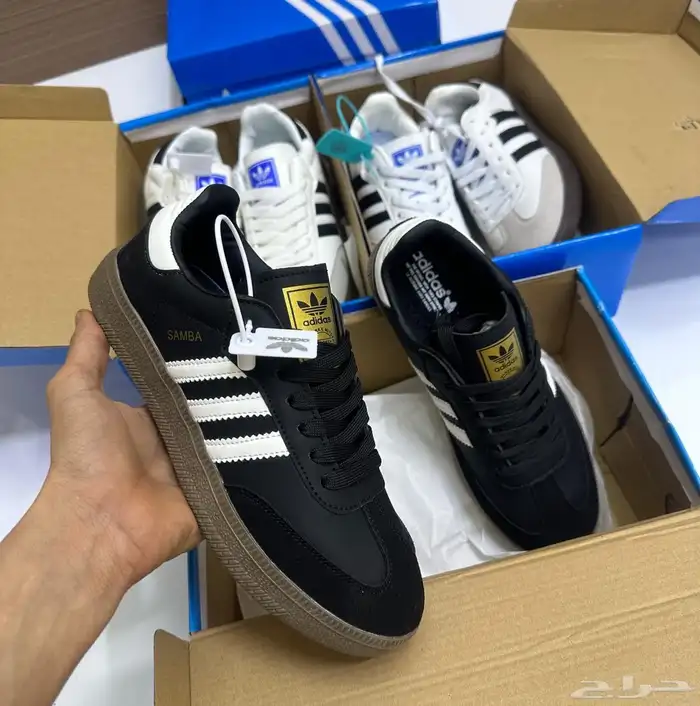 شوزات اديداس الهبه 9