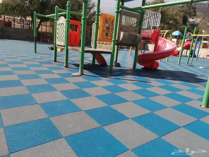 أرضيات مطاطيه بلاط مطاطي رول مطاطي ملاعب تنس وطائره 6