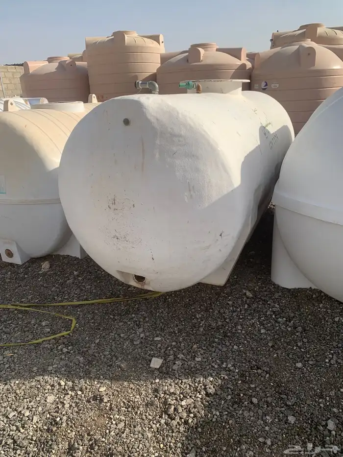 عرض خزان مستعمل شبه جديده فيبرجلاص امريكي شركة الحسيني 1