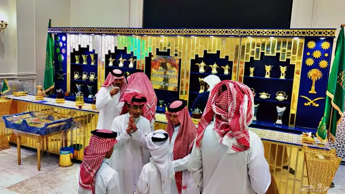 يوجد الدينا ركن ضيافه مهيلة الفخامة 8