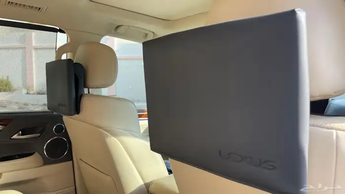جيب لكزس بلاك اديشن LX570 2019 26