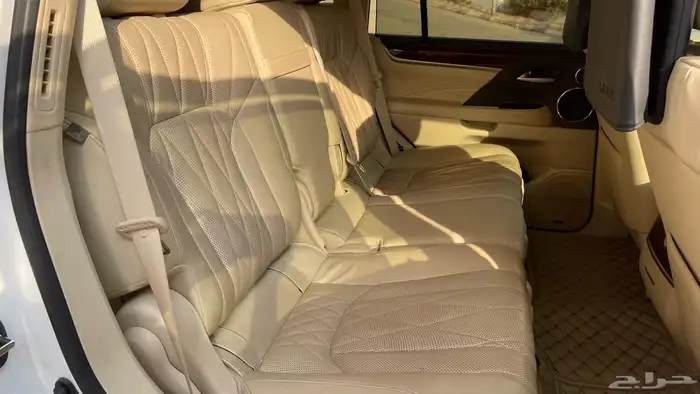 جيب لكزس بلاك اديشن LX570 2019 15