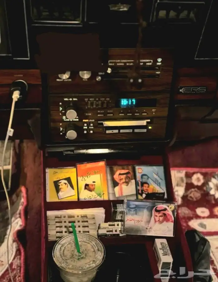 درج منظم وحامل أكواب ومناديل وكاسيت كابرس شيفرولية 22