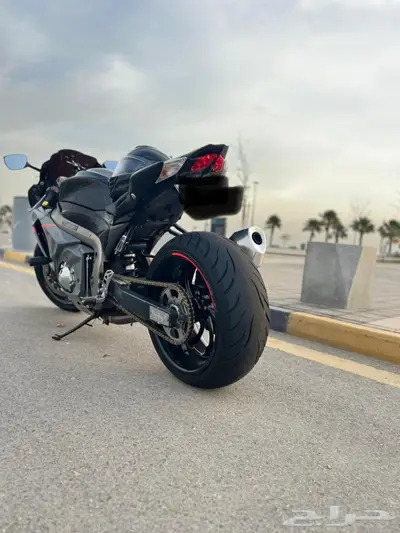 تم البيع دباب ريس سوزوكي 1000 13