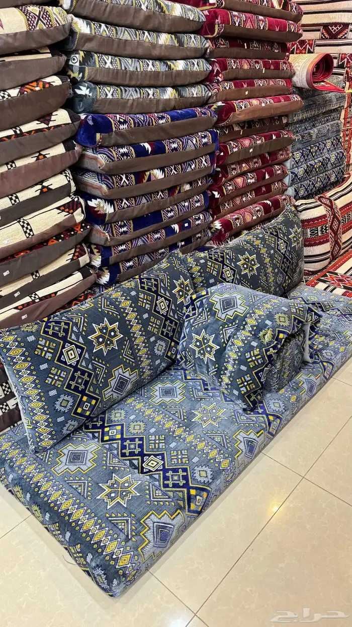 جلسات وكراسي خارجية 3