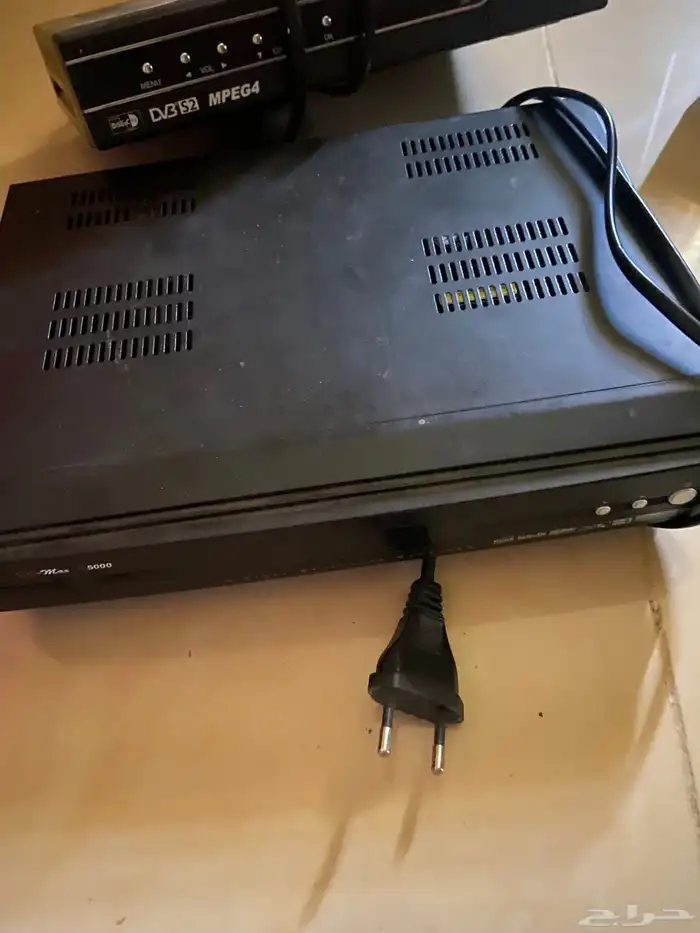 ريسيفرات وكنب فوتيه اتنين قطعه وانبوب غاز 2