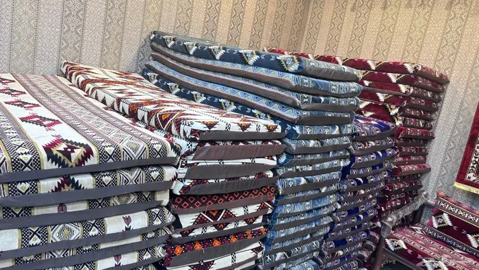 كراسي خارجية وجلسات 4