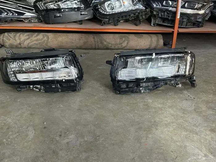 شمعات او أنوار جيب لاندكروزر2022 0