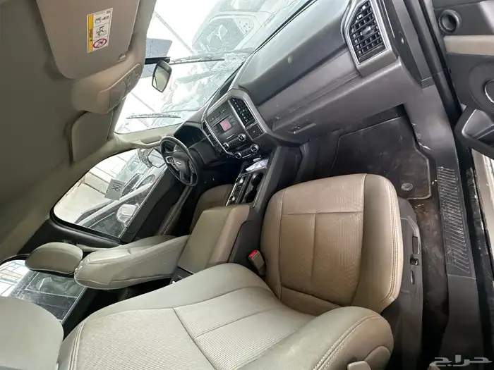 قطع غيار فورد اكسبديشن 2019 10