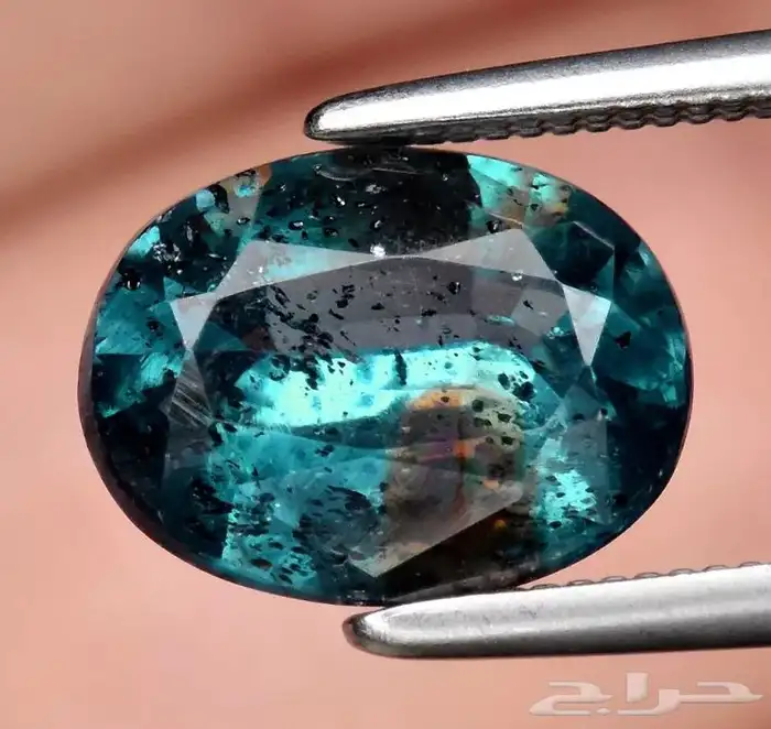 حجر الكيانيت الأزرق الرائع الجمال 0