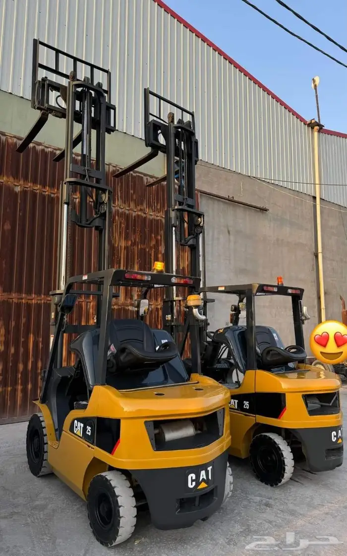 فوركلفت رافعه شوكه سكينه forklift للإيجار في الرياض 3