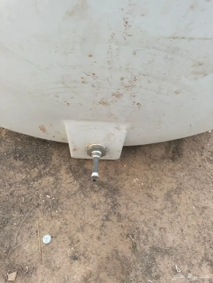 خزانين 2000الف التر للبيع العدد 2 4