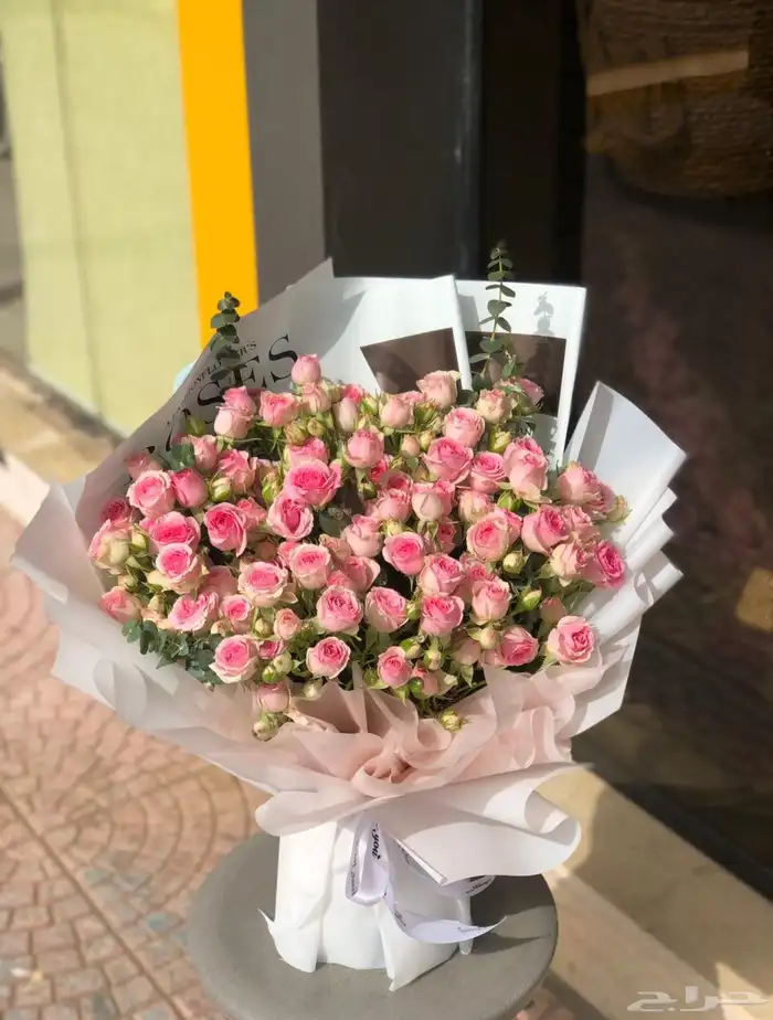 مندوب هدايا جدة   تنسيق باقات ورد وهدايا 13