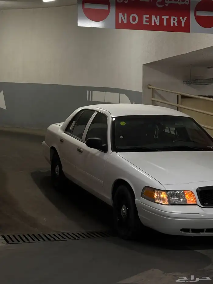 فورد فكتوريا بوليسي 2006 للبيع 13