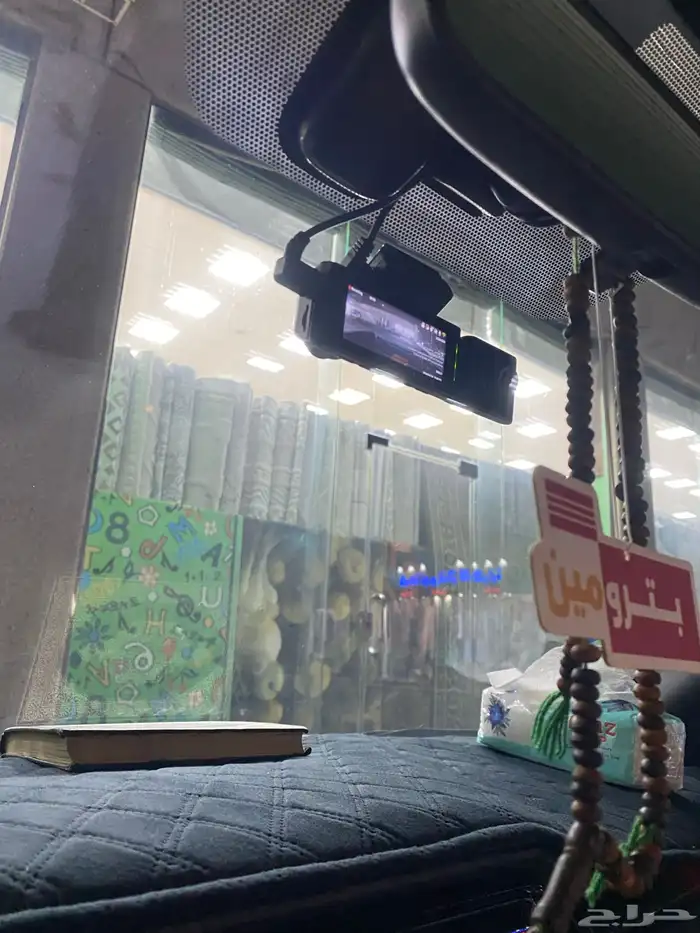 فني سعودي تركيب داش كام للمركبات 6