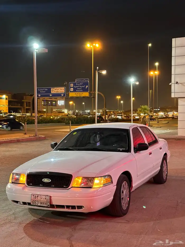 فورد فكتوريا بوليسي 2006 للبيع 36