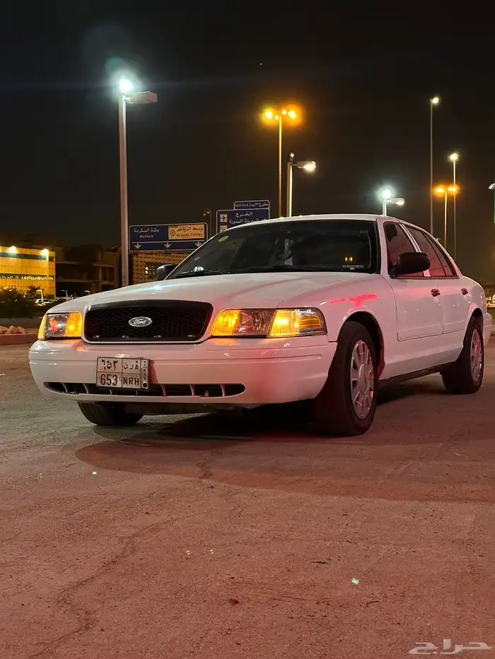 فورد فكتوريا بوليسي 2006 للبيع 39