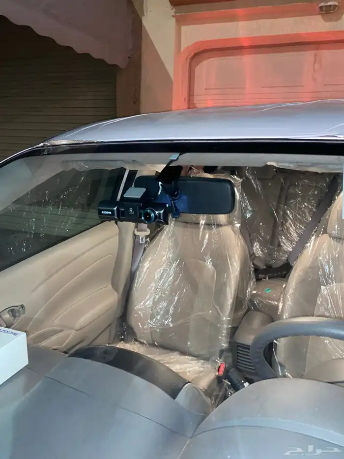 فني سعودي تركيب داش كام للمركبات 8