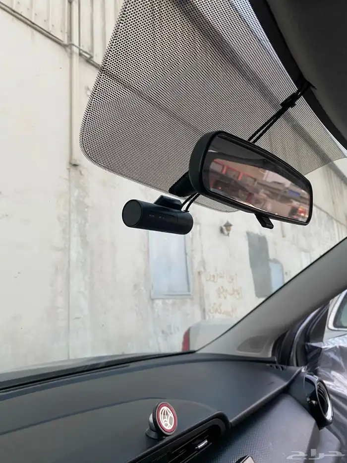 فني سعودي تركيب داش كام للمركبات 0