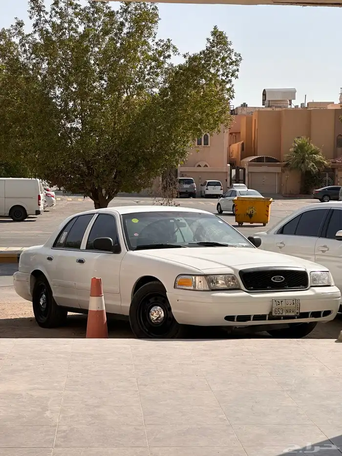 فورد فكتوريا بوليسي 2006 للبيع 8