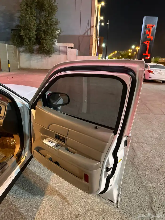 فورد فكتوريا بوليسي 2006 للبيع 21