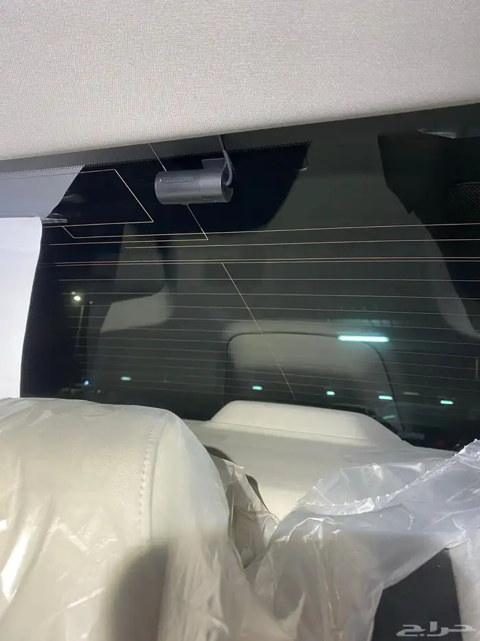 فني سعودي تركيب داش كام للمركبات 1