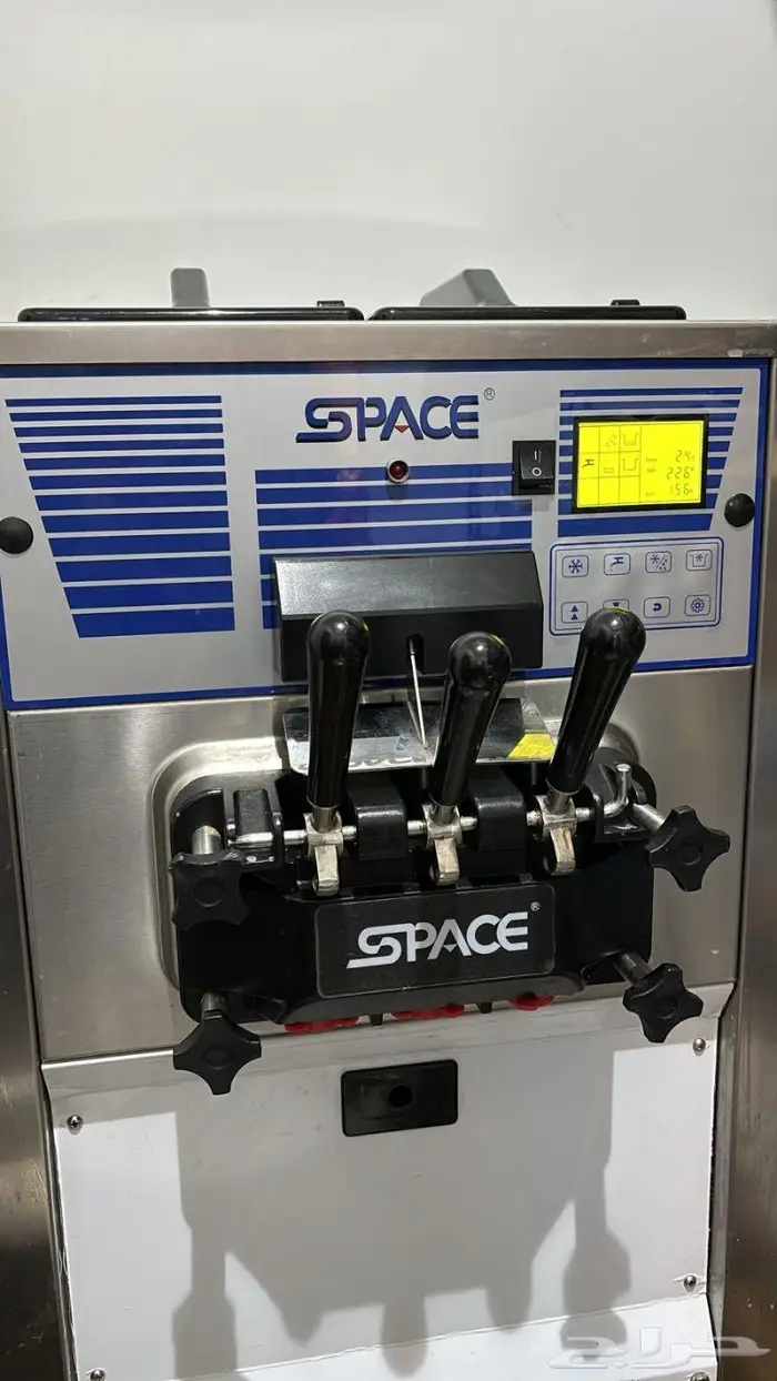مكينة ايسكريم space بقراطيسها 3