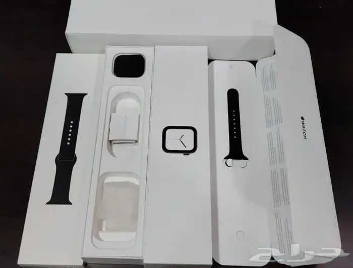 ساعة ابل الاصدار الرابع 40mm 2
