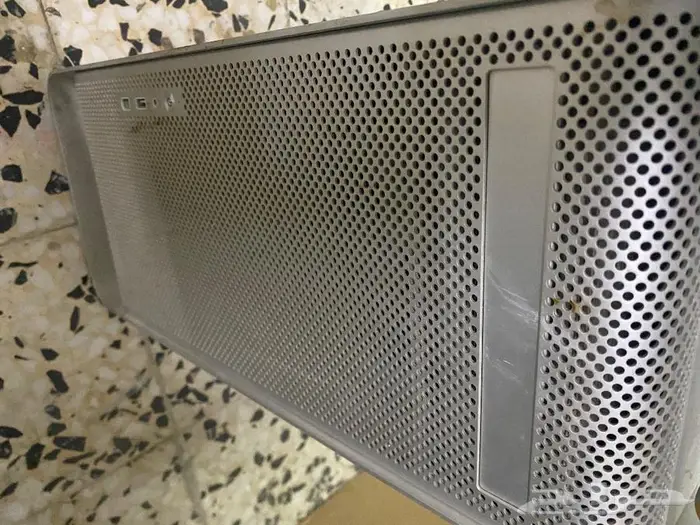 كمبيوتر مكتبي ماك نظيف شد بلد 2