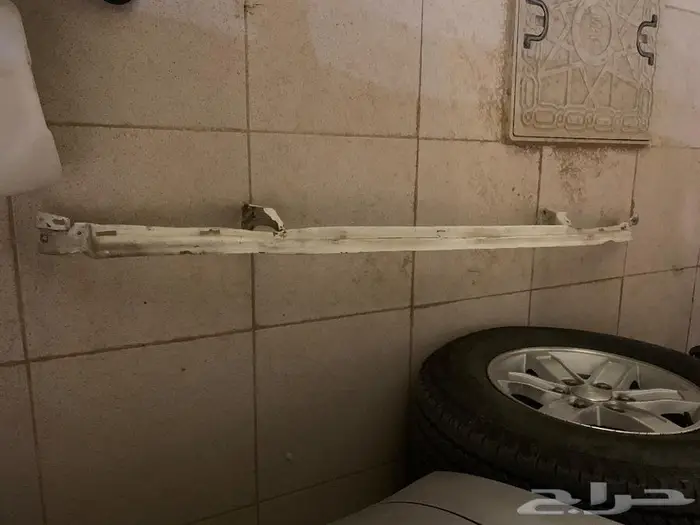 للبيع قطع لاندكروزر 2007 3