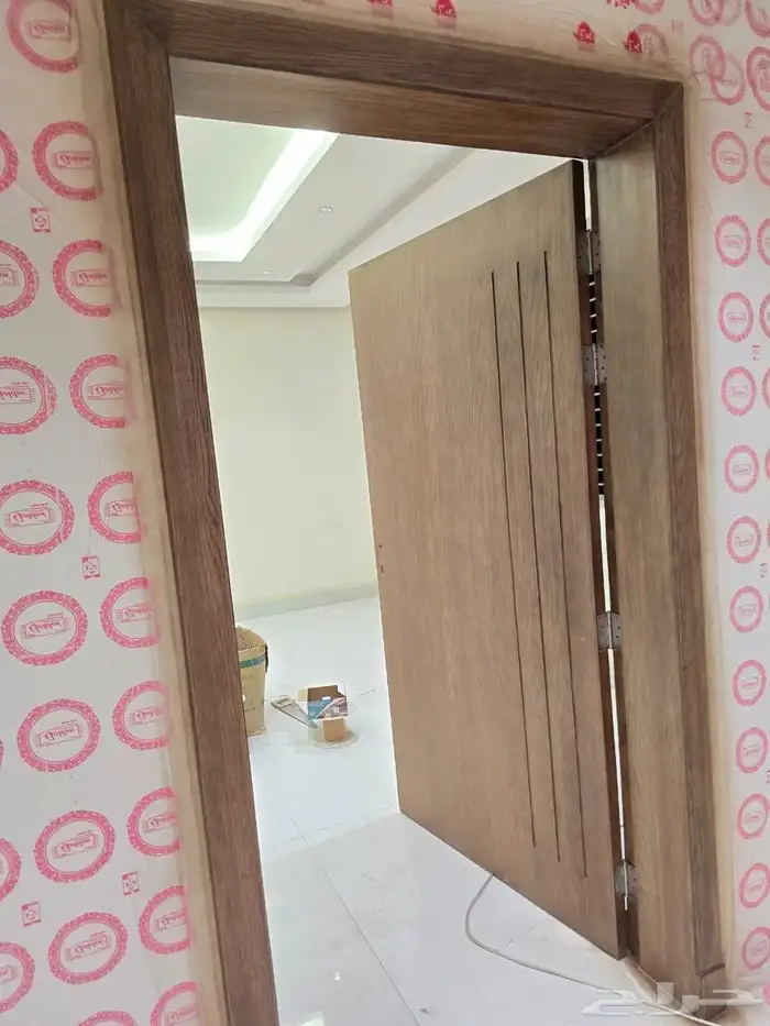 منجرة الإتقان العالي للأعمال الخشبية وصناعة الأبواب 36