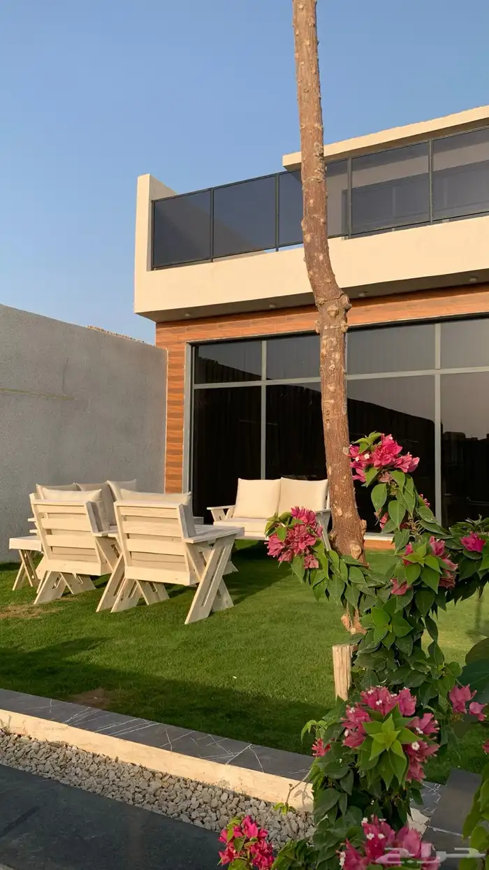 جلسة خارجية خشب طبيعي سويدي 6