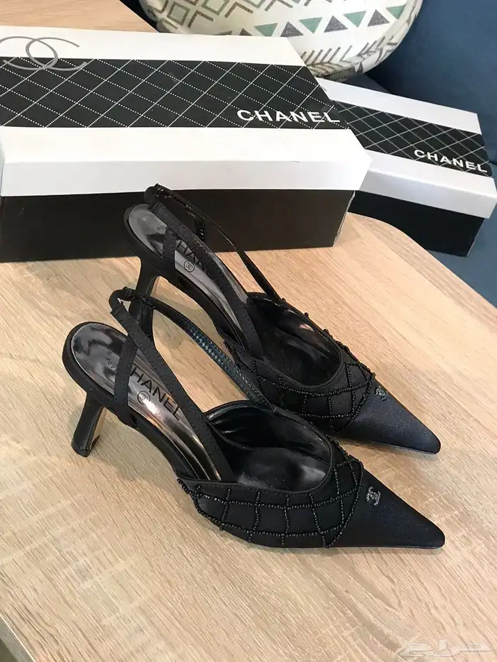 هيلزات وسليبرات نسائيه 230 10