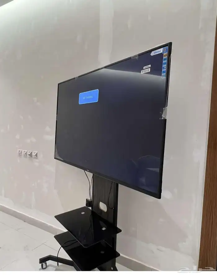 شاشات وطاولات وكراسي 0