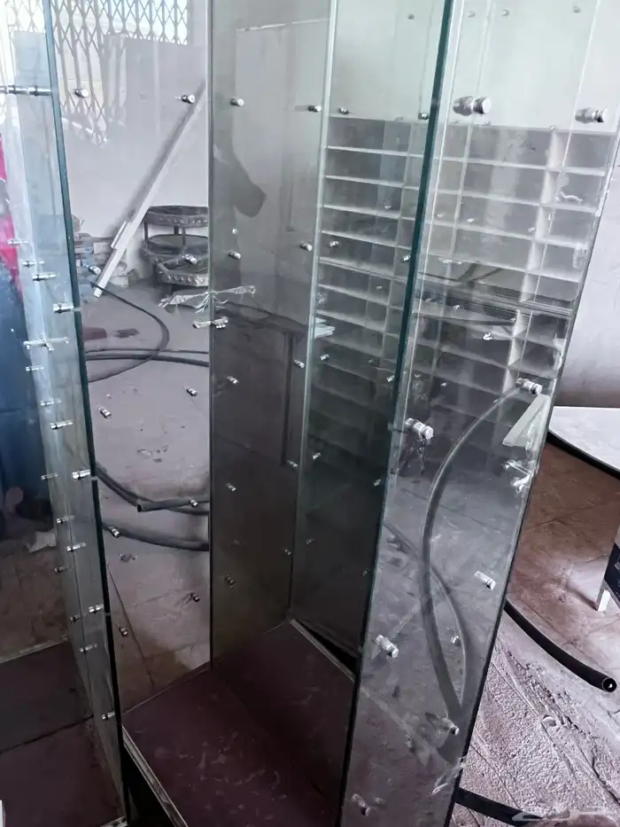 مكاتب محل وبزه جدار مع شناكير 7