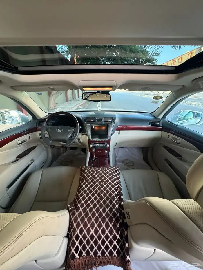 لكزس LS460L 2010 سعودي 8